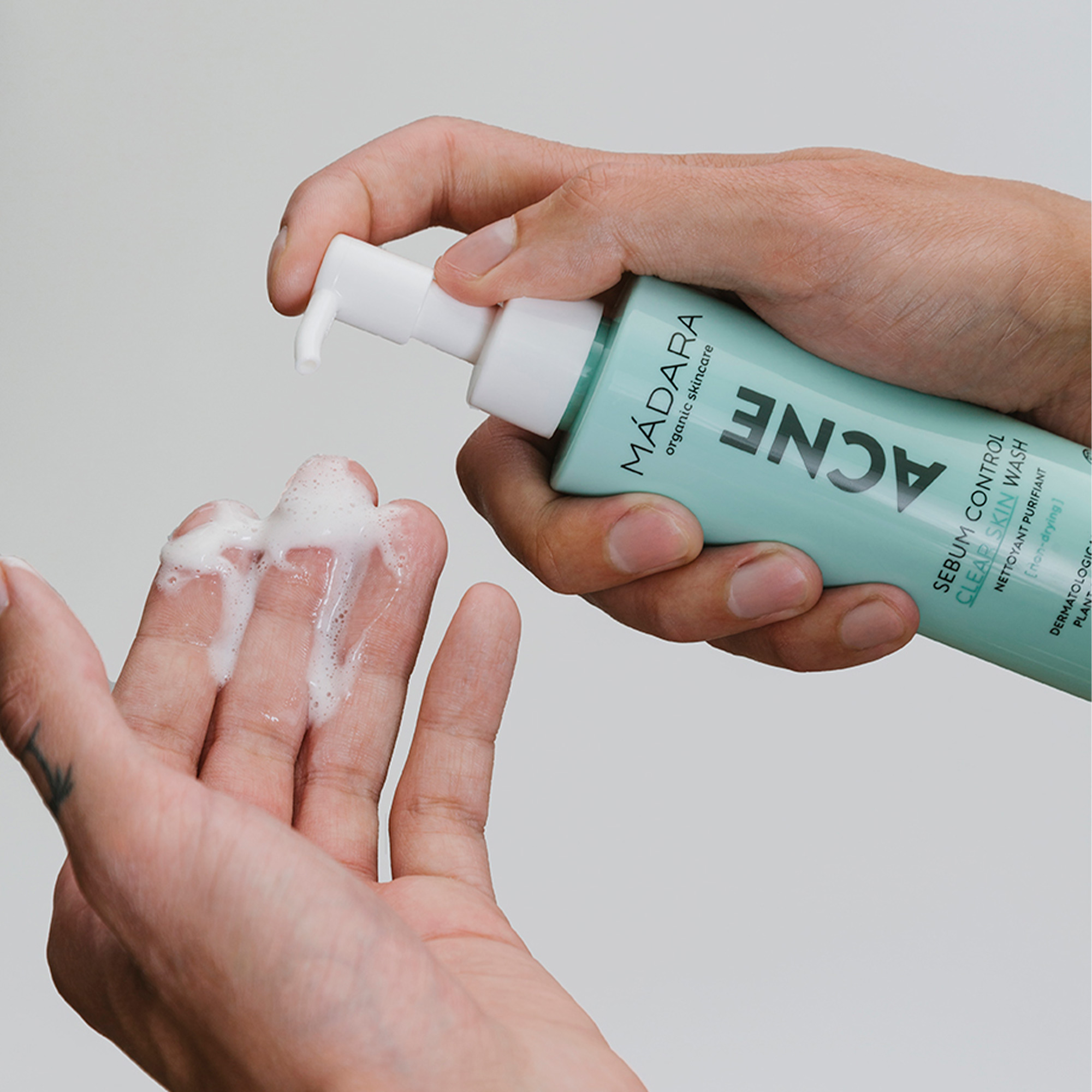 ACNE Sebum Control Nettoyant pour peaux à problèmes